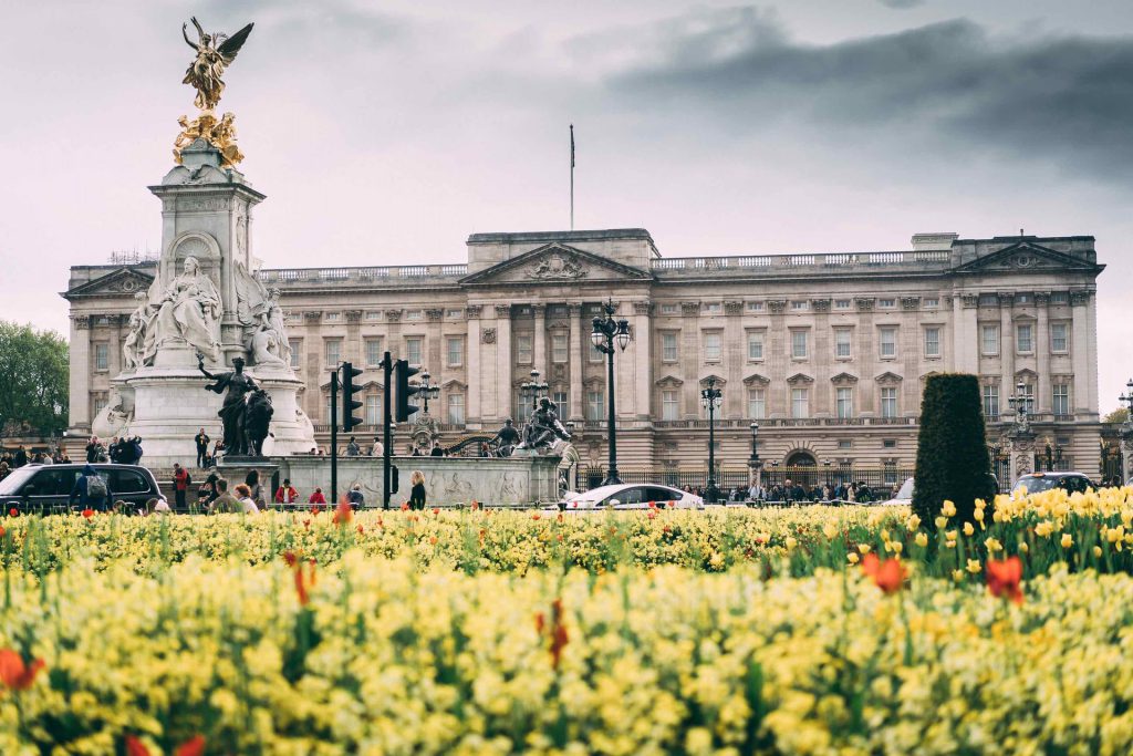 Best Places to See in London - Buckingham Palace
