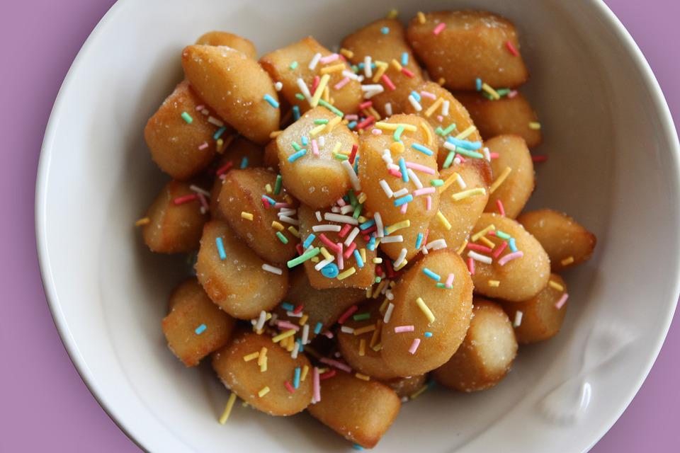 Best Things To Do in Naples - Italian Christmas struffoli honey balls