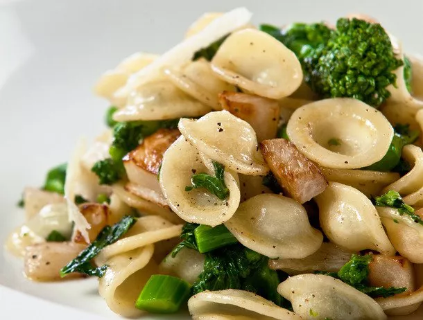 Irresistible Dishes You’d Want To Relish In Italy- Orecchiette Cime Di Rapa