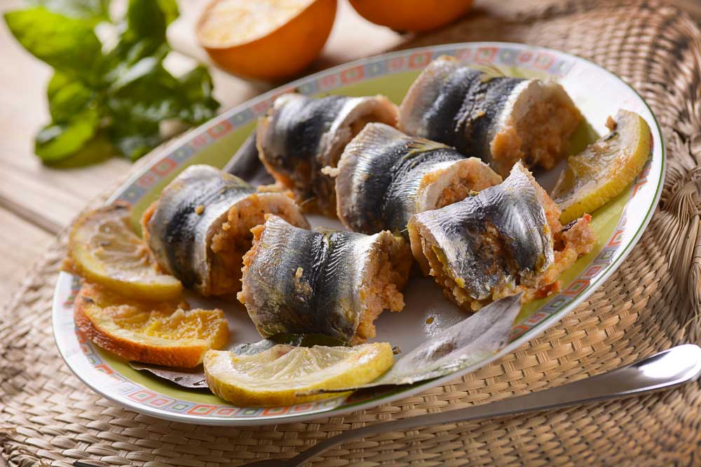 Sicily Food (Irresistible Dishes You’d Want To Relish In 2022) Sarde a beccafico