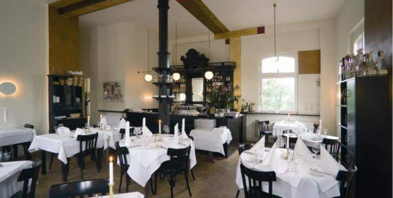 Restaurant Paris Moskau - Best Restaurants in Berlin, Germany