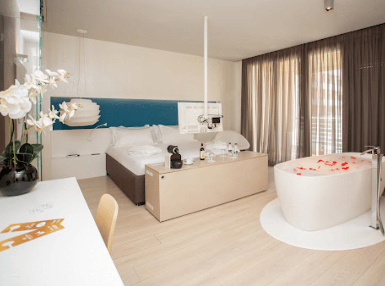 Lake Drive Rooms & Apartments - Best Hotels in Tirana, Albania