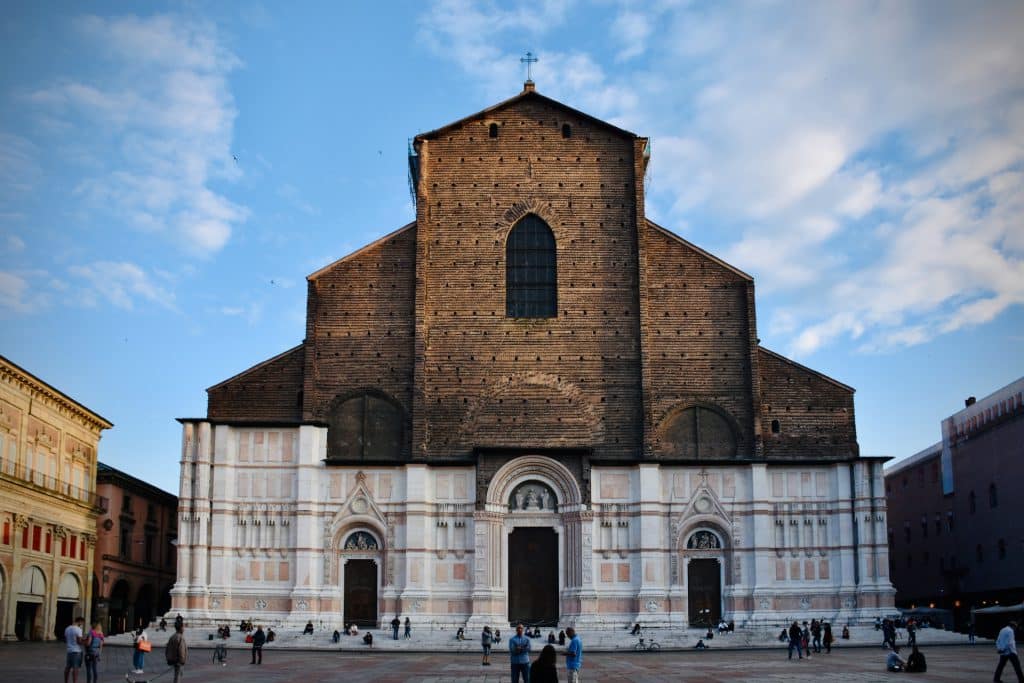 San Petronio - Things to do in Bologna