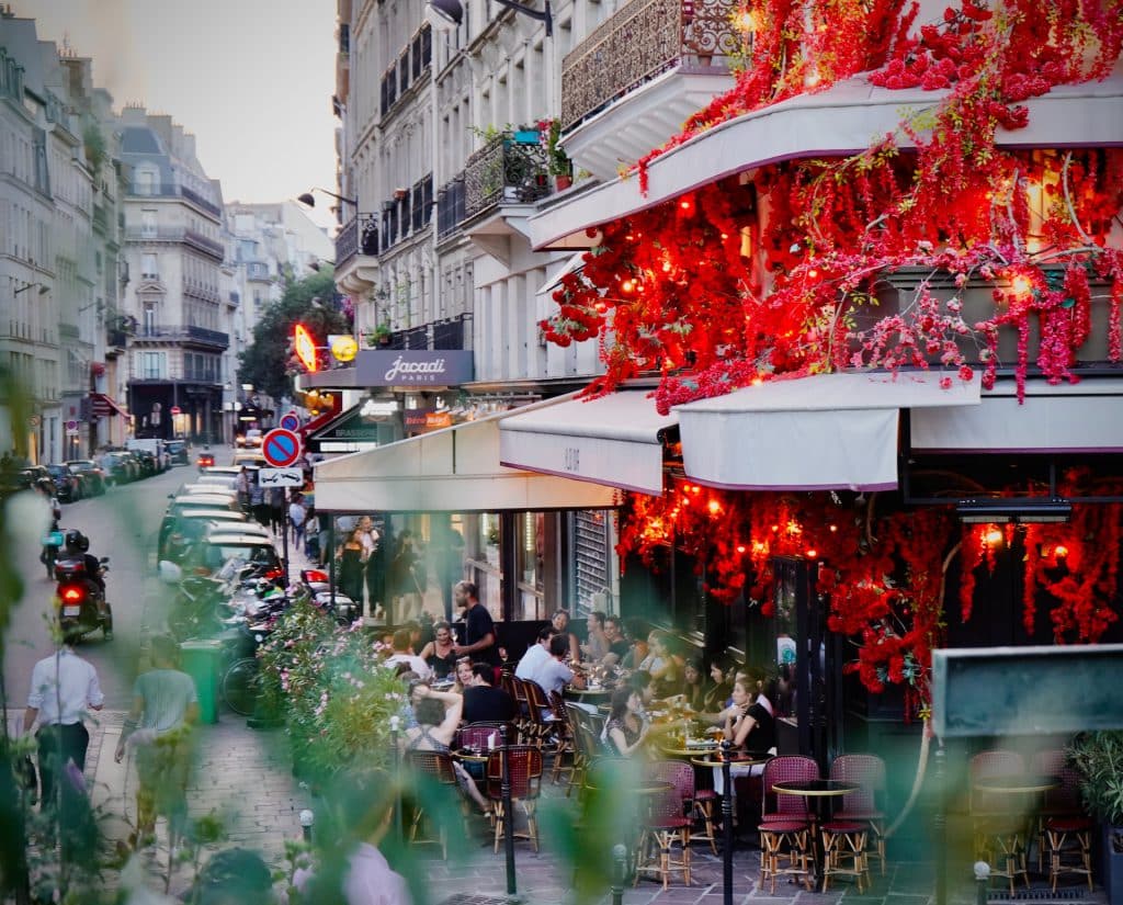 Cafés in Paris - Things to KNOW before you VISIT Paris