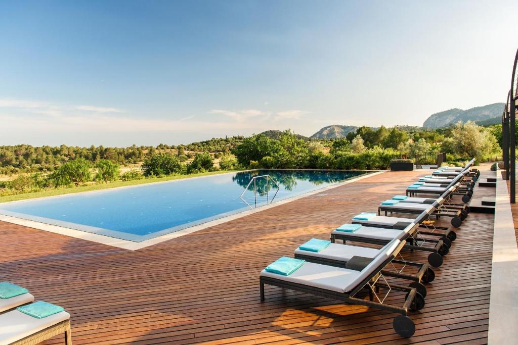 Castell Son Claret - Discover the Finest Hotels to Stay in Mallorca for an Unforgettable Experience