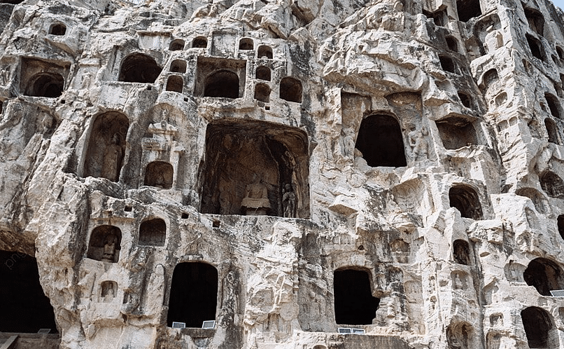  The Longmen Grottoes, Luoyang - Amazing Places to Visit in China