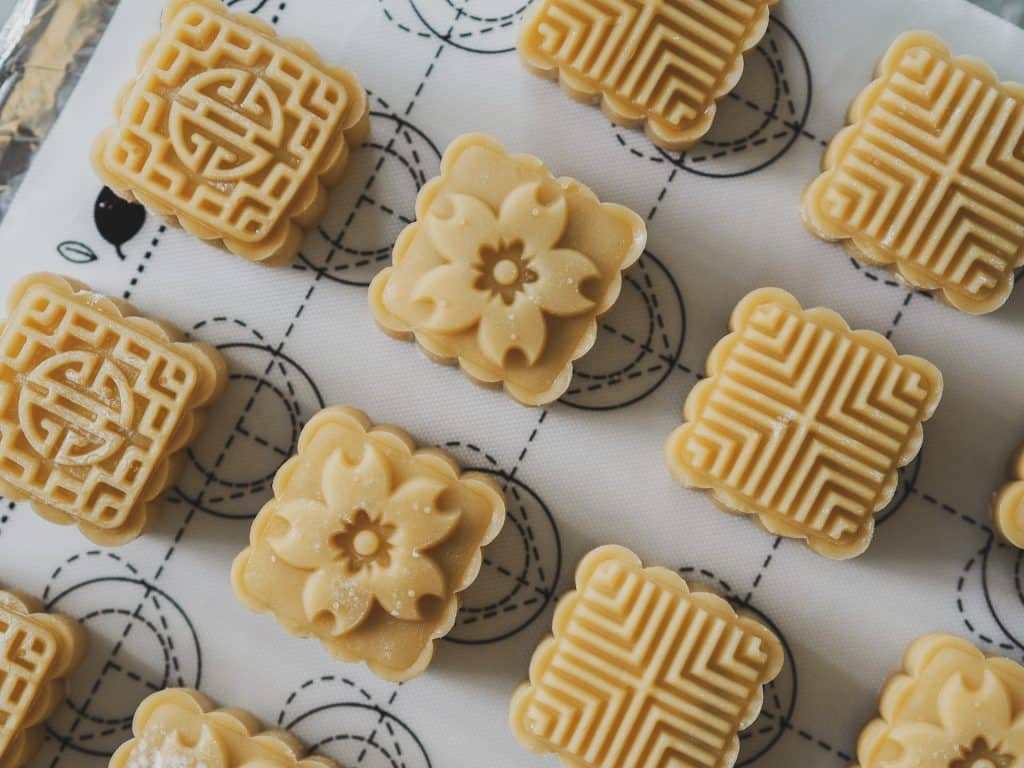 Mooncakes - Chinese Traditional Foods 