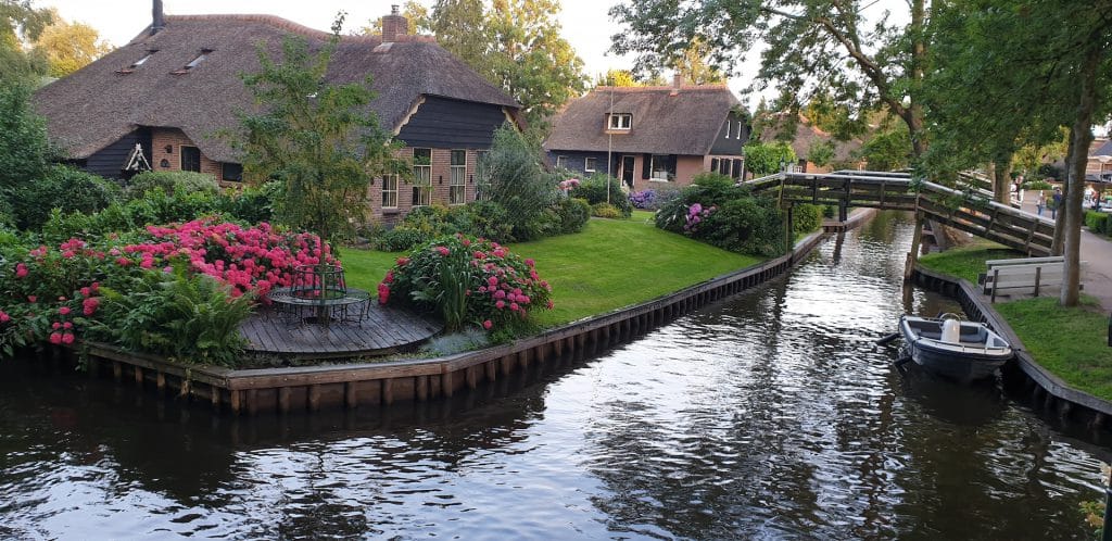 Giethoorn – The Venice of the North - Winter Wonderland in the Netherlands