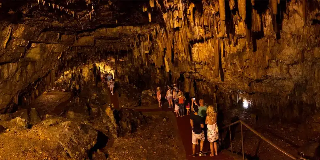 Drogarati Cave Sami Kefalonia